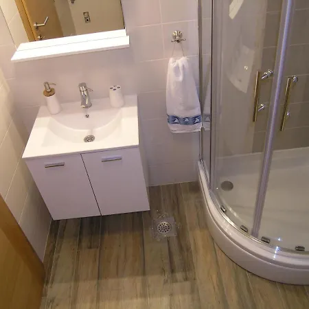 Apartment Kovacicek 5 *