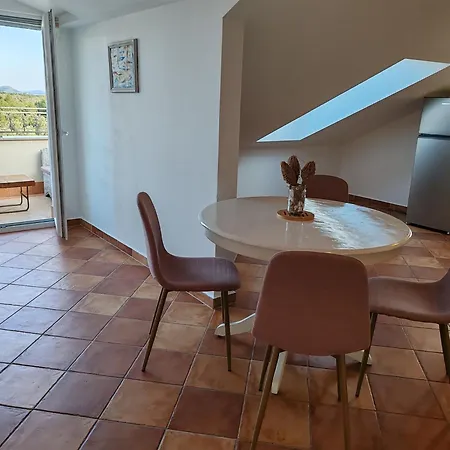 Kovacicek 5 Apartment Biograd Na Moru