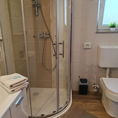 Kovacicek 5 Apartmán *
